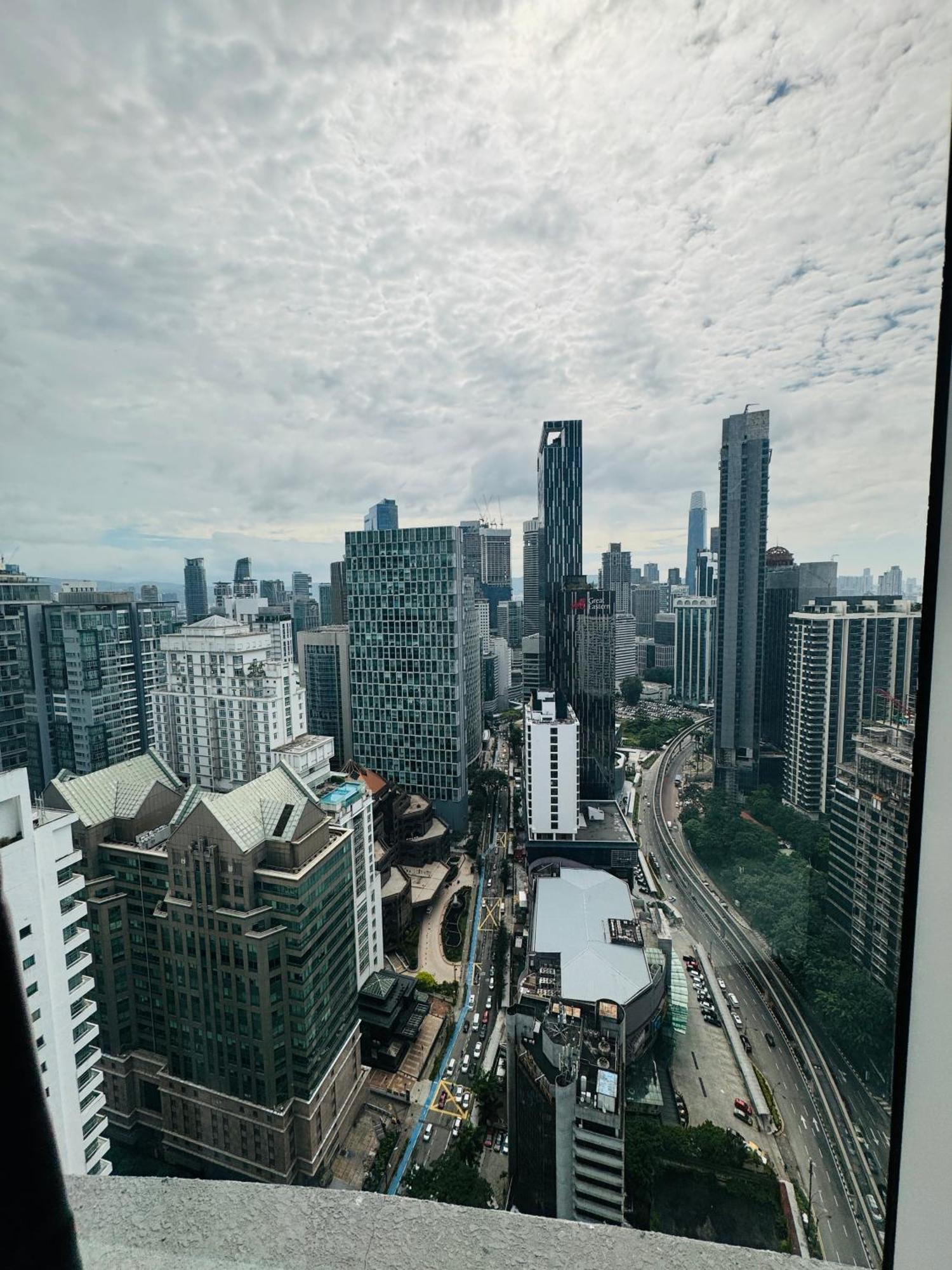 Apartment Vortex Klcc Near Kl Tower Apartemen *